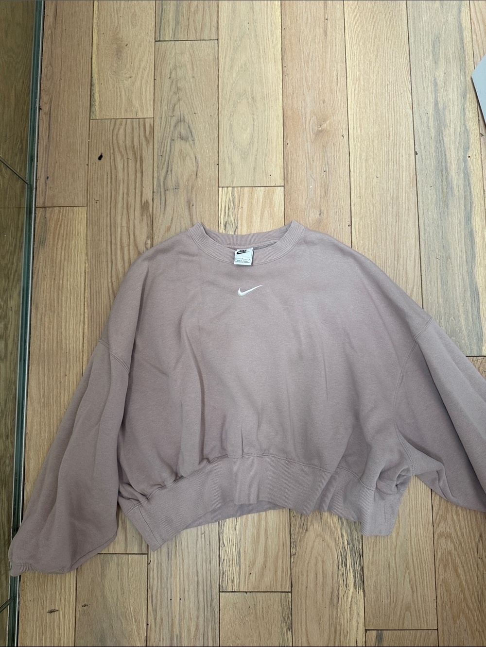 Nike Cropped Sweatshirt in Dusty Rose